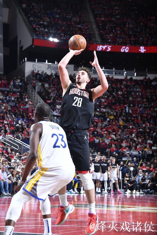 火箭本赛季对阵西部前五未尝胜绩，战成0胜4负