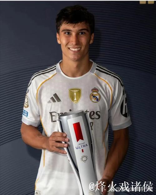 西甲大反转!超越皇马登顶,欧冠冠军意外失利! 西甲大反转!超越皇马登顶,欧冠冠军意外失利!